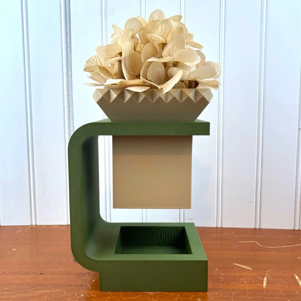 The Daka Planter, Planter with Stand, Indoor Flower Pot, Succulent